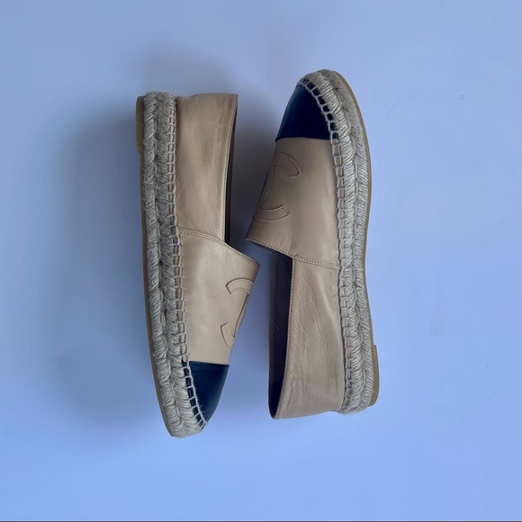 CHANEL beige espadrilles - Picture 6 of 8